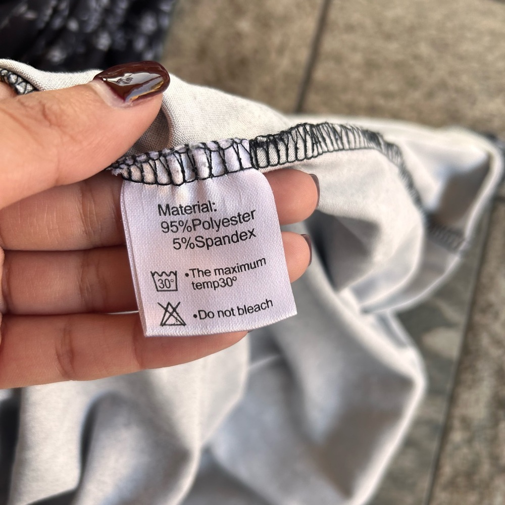 Amazon Brand Women’s Robe - Picture 8 of 8